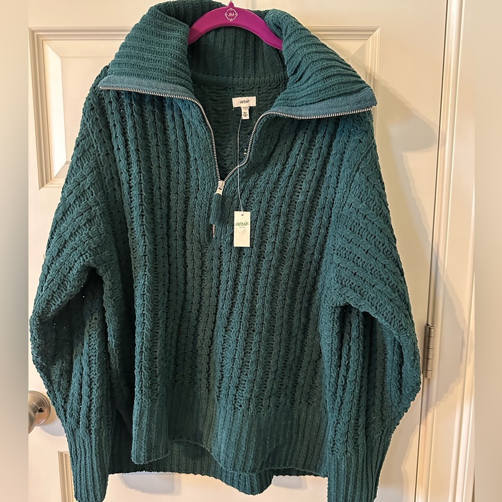 Aerie Cable Car Quarter Zip in Hunter Green NWT